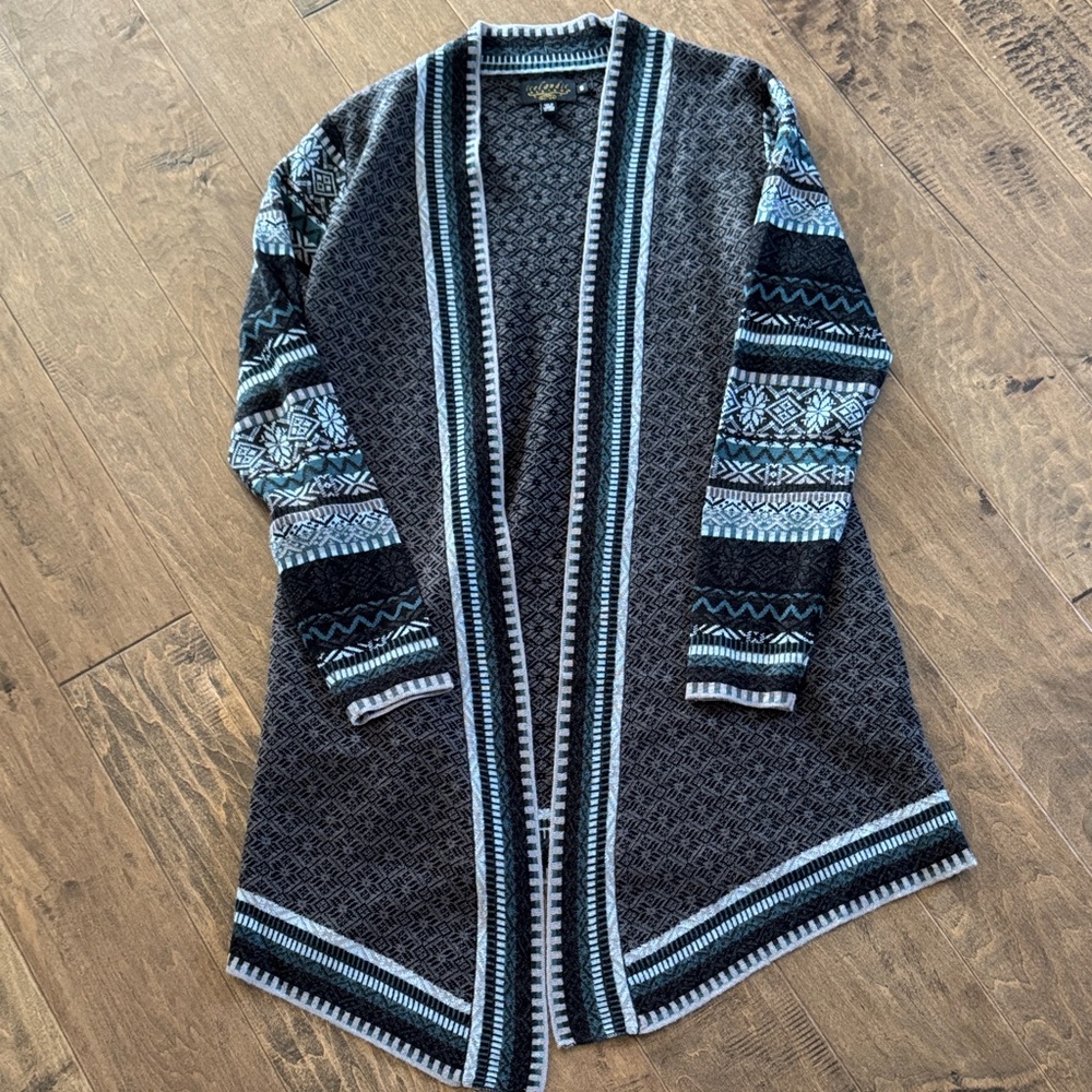 Chic Black and Gray Patterned Women's Cardigan